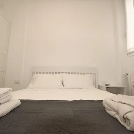 Logical Apartments Via P Rossi 19 Milano Room photo