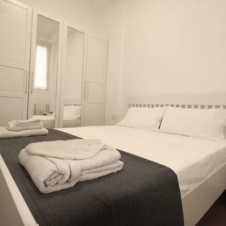 Logical Apartments Via P Rossi 19 Milano Room photo