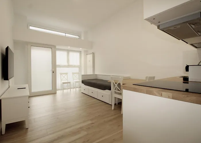 Logical Apartments Via P Rossi 19 Milano